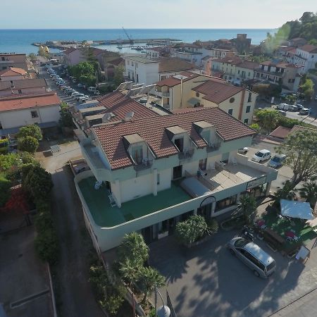 Hotel Europa Казал Велино Екстериор снимка