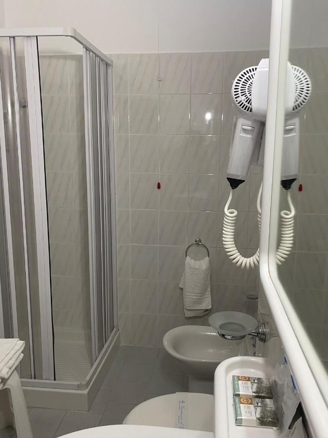 Hotel Europa Казал Велино Екстериор снимка
