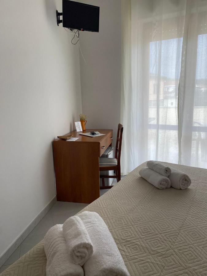 Hotel Europa Казал Велино Екстериор снимка